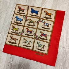 Hermes petit carre d'occasion  Expédié en Belgium