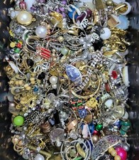 Tiny bits pieces for sale  Teaneck