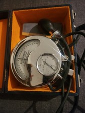 Oscilloscope .spengler paris d'occasion  Saint-Laurent-sur-Gorre