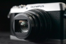 [1 rok gwarancji] OLYMPUS STYLUS SH-1 16,0MP srebro z Japonii 7264 na sprzedaż  Wysyłka do Poland