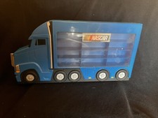 Estojo transportador de brinquedos NASCAR autêntico Motorsports transporte para 23 carros armazenamento comprar usado  Enviando para Brazil