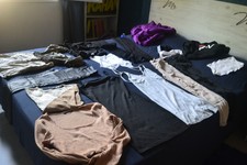 Lot vêtements fille d'occasion  Largentière