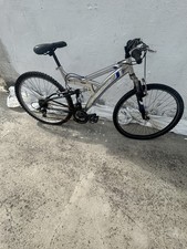Bicicletta mountain bike usato  Vestenanova