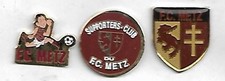 Lot pin football d'occasion  Pessac