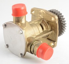 Bomba de água do mar Yanmar refrigeração do motor 129271-42501 peça OEM bomba Johnson F5B-9 comprar usado  Enviando para Brazil