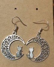 Orecchini gatto luna usato Orecchini gatto luna usato  Portogruaro