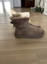 Ugg baley bow usato Ugg baley bow usato  Livorno