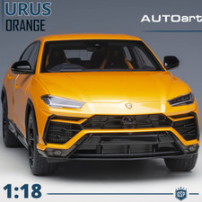 Modellino lamborghini urus usato  Italia