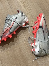 buty pilkarskie, używany na sprzedaż  PL