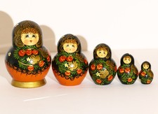 Bonecas russas vintage de aninhamento Matrioska pintadas à mão feitas na URSS cinco bonecas, usado comprar usado  Enviando para Brazil