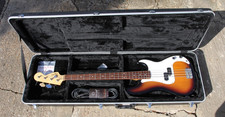 Squire fender bass for sale  ROMFORD