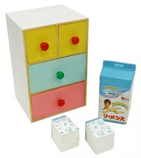 Guarda-roupa de bebê 8 bonecos colecionáveis Petit Mischief Club Baby Play Series comprar usado  Enviando para Brazil
