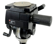 Manfrotto 400 testa usato  Spedire a Italy
