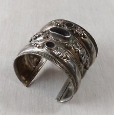 Ancien bracelet manchette d'occasion  Seingbouse