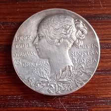 Queen victoria diamond for sale  NEWBURY