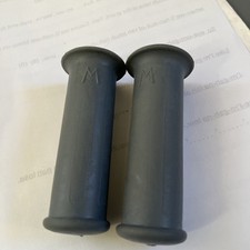 Motobecayne mobilette handgrip d'occasion  Expédié en Belgium