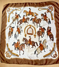 Carré soie hermès d'occasion  Lambersart
