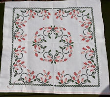 Napperon carré broderie d'occasion  Veneux-les-Sablons