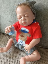 Bébé poupée réaliste d'occasion  Fouras