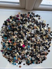 Vintage buttons large for sale  Charlotte