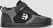 Scarpe mtb etnies usato  Mondovi