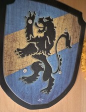 Holzspielerei wappenschild lö gebraucht kaufen  Rheinberg