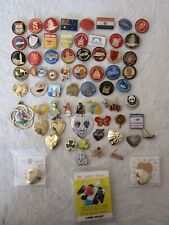 Lote de trabajo alfileres insignias y medallas turismo, caridad (60+artículos) 42A segunda mano  Embacar hacia Mexico