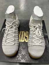 Kevin Durant KD9 Elite Masculino Tamanho 12 Branco Lobo Cinza Goma 878637-001 com Caixa GPO Bom! comprar usado Kevin Durant KD9 Elite Masculino Tamanho 12 Branco Lobo Cinza Goma 878637-001 com Caixa GPO Bom! comprar usado  Enviando para Brazil