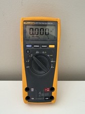 Fluke 177 true d'occasion  Expédié en Belgium