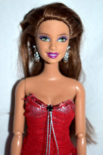 BARBIE 2011/2012 FASHIONISTAS ARTICULADO ATREVIDO? BONECA com BRINCOS DE ORIGEM ~ COMO ESTÁ! comprar usado  Enviando para Brazil