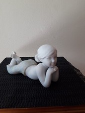 Porcellana lladro ragazza usato  Italia