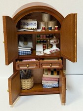 Armário de costura de porcelana para casa de bonecas Reutter HC1932 comprar usado  Enviando para Brazil