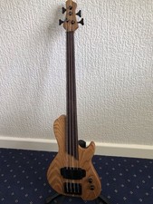 String fretless electric for sale  COULSDON