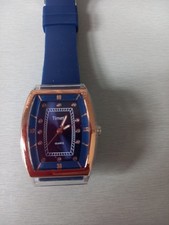 Montre homme rectangle d'occasion  Sézanne