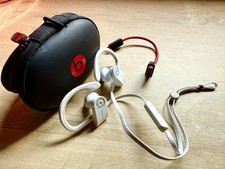 Powerbeats wireless d'occasion  Saint-Aygulf