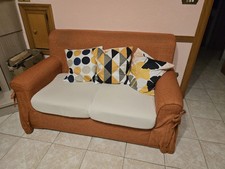 Divani 2 posti usato  Zungoli