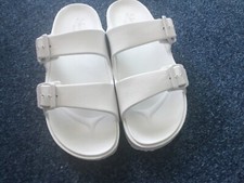 Bnwot sketchers foamies for sale  PEACEHAVEN