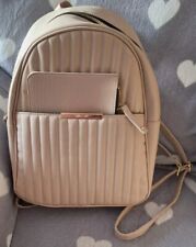 Schöner rucksack beige gebraucht kaufen Schöner rucksack beige gebraucht kaufen  Wolfen