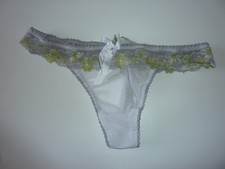 String femme d'occasion  Lorris