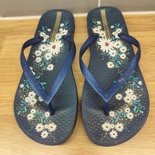 Size ipanema flip for sale  ANDOVER