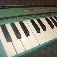 Abimé clavier synthétiseur d'occasion  Blain