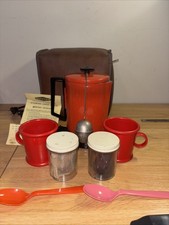 Usado, Kit de viagem vintage Empire coador de café elétrico cervejaria 120 volts com estojo comprar usado  Enviando para Brazil