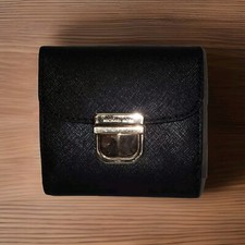 Carteira Michael Kors Bridgette com três dobras preta comprar usado Carteira Michael Kors Bridgette com três dobras preta comprar usado  Enviando para Brazil