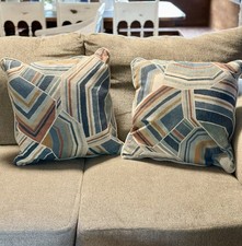 Set throw pillows for sale  Cleveland