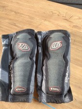 661 knee pads for sale  CRAIGAVON