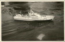 Cartão postal foto real modelo barco brinquedo não identificado comprar usado  Enviando para Brazil