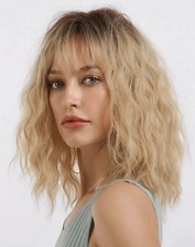 Perruque synthétique blond d'occasion Perruque synthétique blond d'occasion  Artix