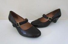 8 shoes for sale 8 shoes for sale WALTHAM CROSS