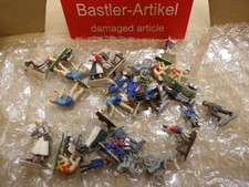 Siku Plastik etc verschiedene Figuren Krankenschwester etc Bastler (JM) U0756 gebraucht kaufen  Hameln