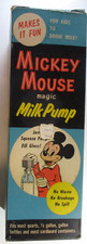 Bomba de leite mágica Mickey Mouse na caixa, Morris Plastics Corp, década de 1950 comprar usado  Enviando para Brazil